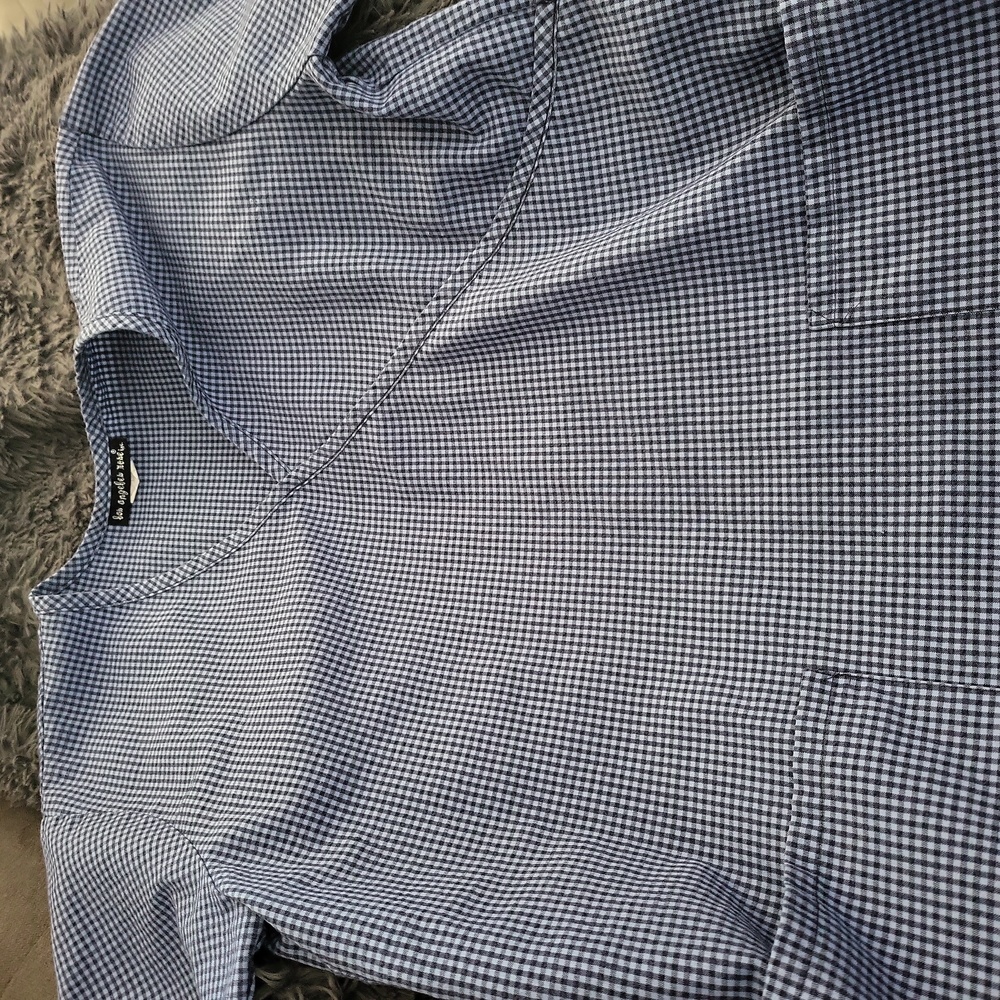 Scrub top - Picture 2 of 2